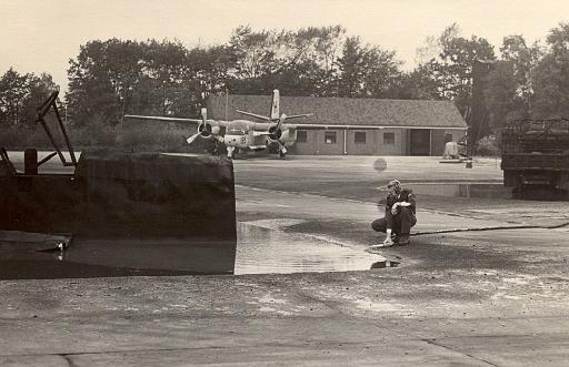 1975-09 Lets MV aan t peuten.jpg